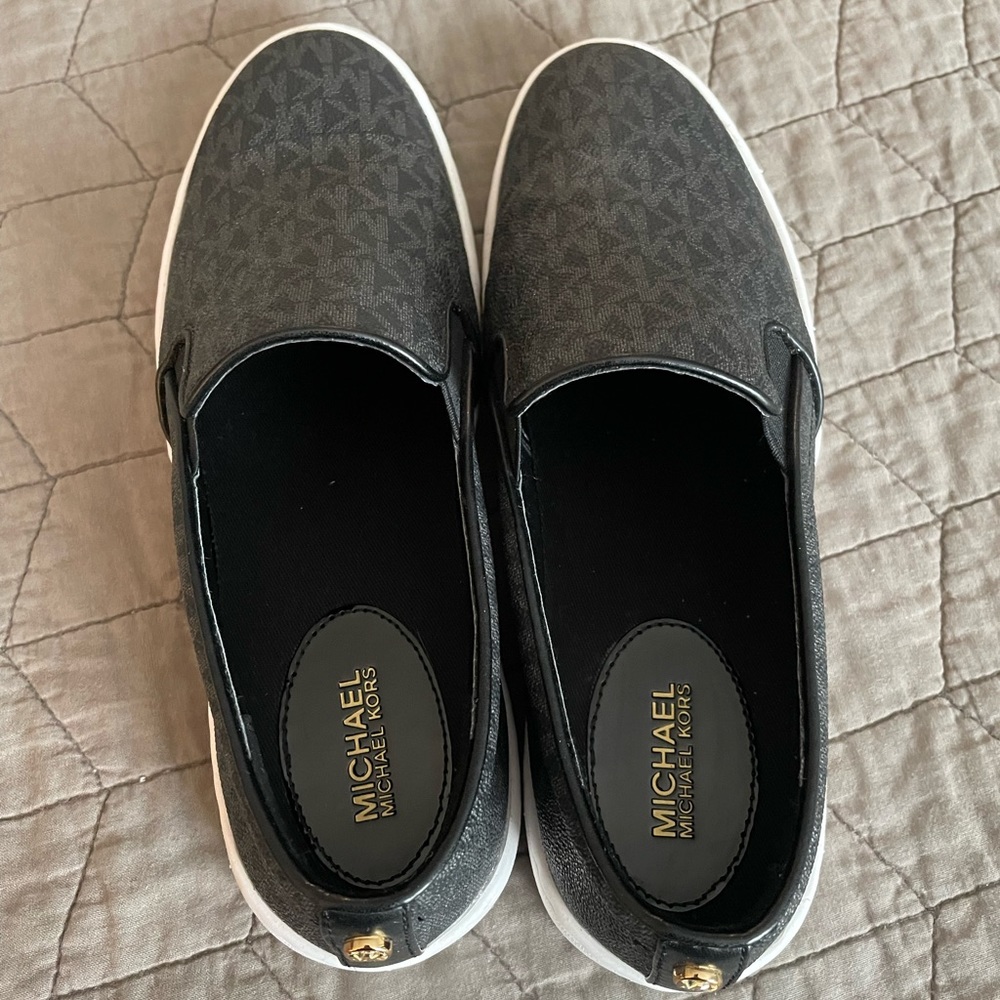 Michael Kors MK Slip On Sneakers Size 8M